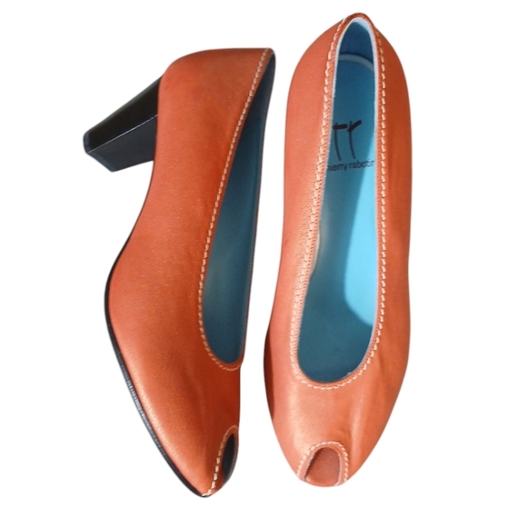 Thierry Rabotin Leather Pumps Orange/Red Heels size 7 - Picture 1 of 12